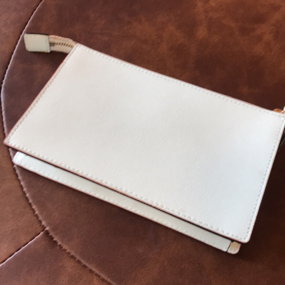 Kate Spade Cameron Medium Wrislet - Picture 2 of 13